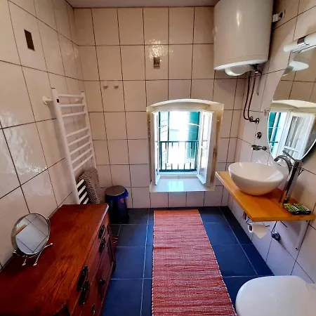 Apartment Luxury Stone House T&j - Center!